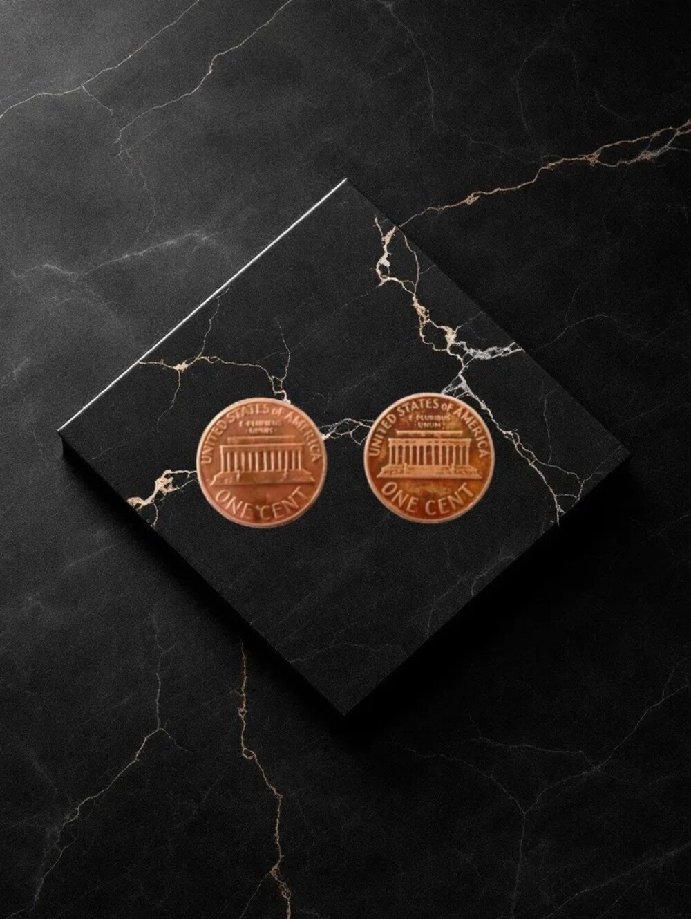 Set Of Two 1969 D Lincoln Memorial Floating Roof Error Rare Pennies